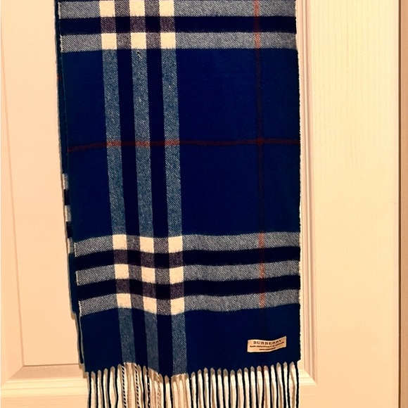 COPY - Burberry Cashmere Blue Check Scarf - Picture 1 of 4
